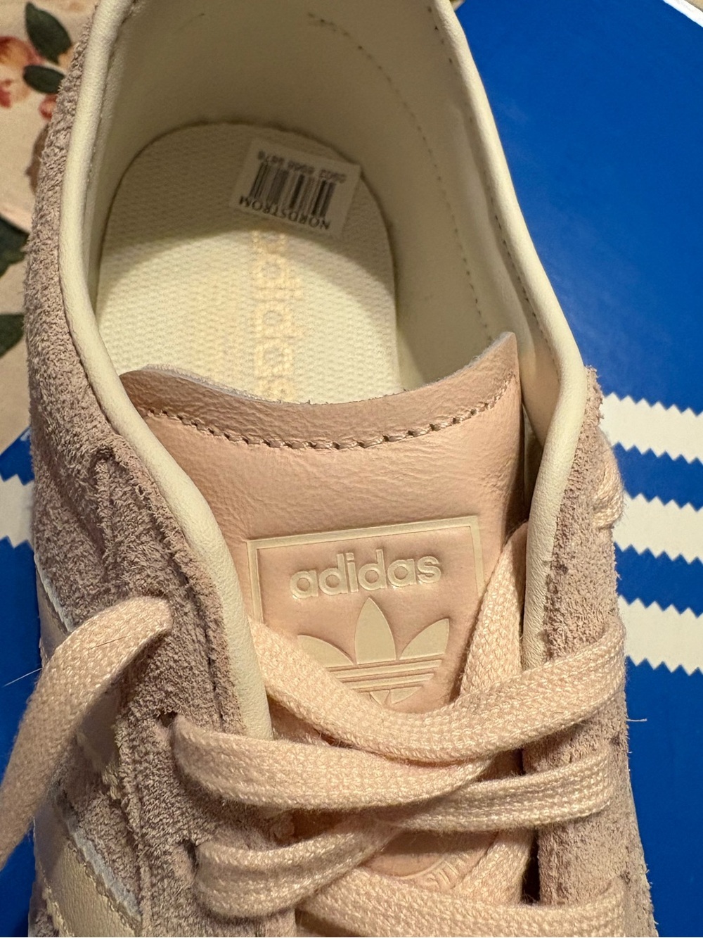 Adidas Tokyo pale pink - Picture 5 of 9